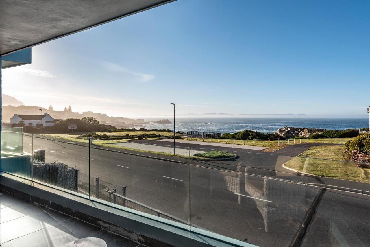 17 Marine, 2 Bedroom Sea-Facing Apt101 Hermanus Exteriér fotografie